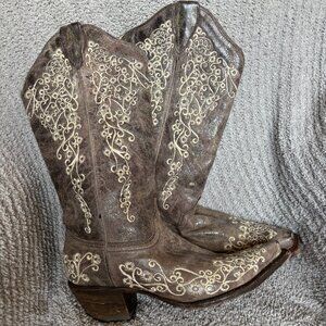 Womens Corral Boots Size 8